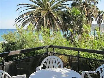 22 2* Saint-Raphaël