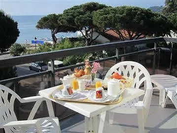 22 2* Saint-Raphaël